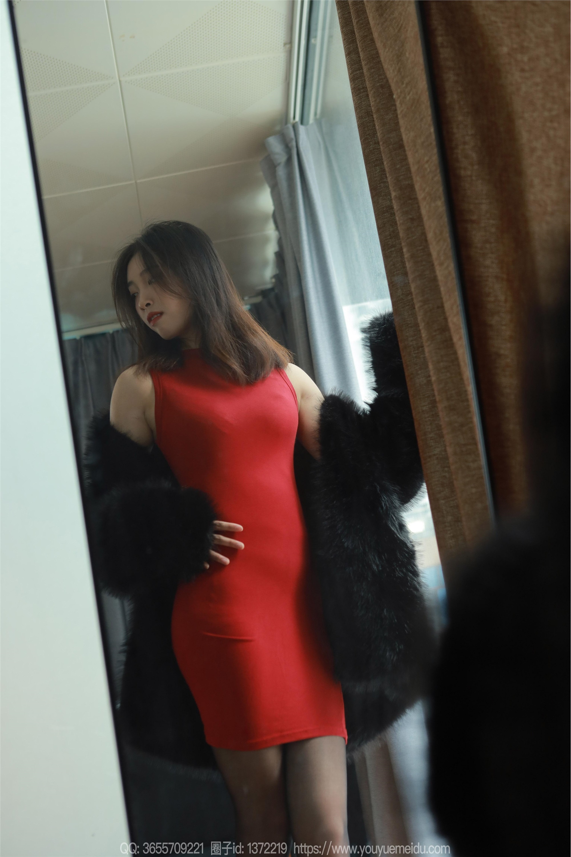 IESS异思趣向  2024.01.25 丝享家 1647 小九《红色包臀裙（上）》